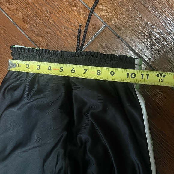 AND 1 reversible Pants - Picture 6 of 10